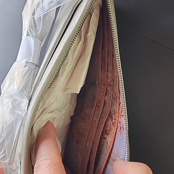 HOBO - Picture 5 of 6